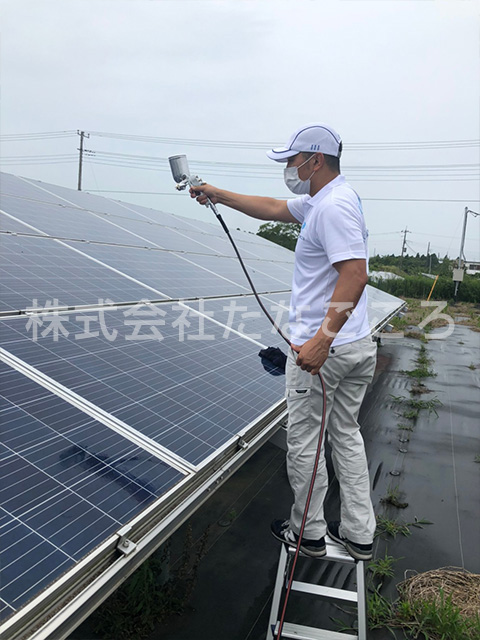 太陽光発電パネルへの施工　イオニアミスト